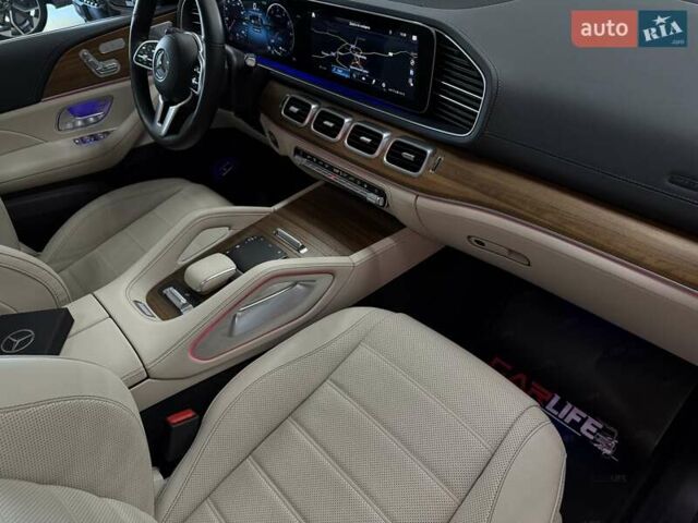 Чорний Мерседес GLE-Class Coupe, об'ємом двигуна 1.95 л та пробігом 53 тис. км за 88500 $, фото 68 на Automoto.ua