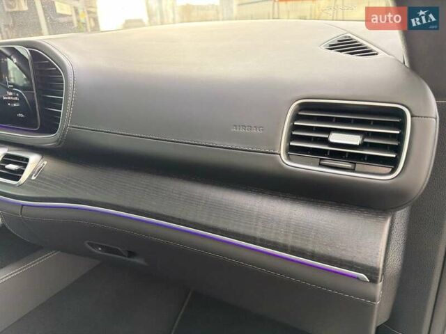 Черный Мерседес GLE-Class Coupe, объемом двигателя 4 л и пробегом 55 тыс. км за 122555 $, фото 20 на Automoto.ua