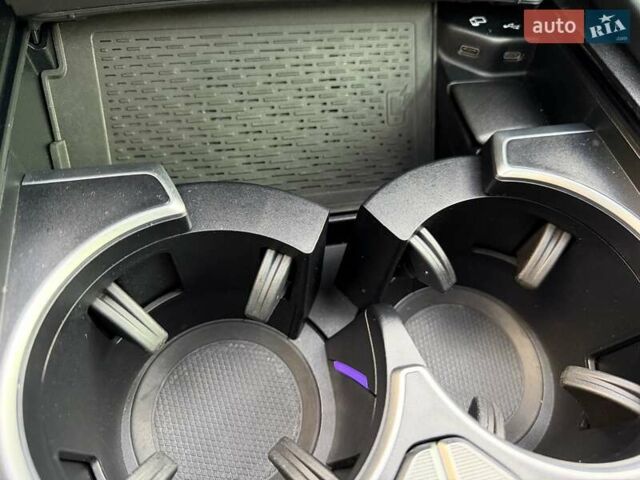 Черный Мерседес GLE-Class Coupe, объемом двигателя 4 л и пробегом 55 тыс. км за 122555 $, фото 32 на Automoto.ua