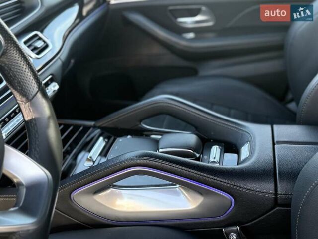 Черный Мерседес GLE-Class Coupe, объемом двигателя 1.95 л и пробегом 115 тыс. км за 79000 $, фото 25 на Automoto.ua