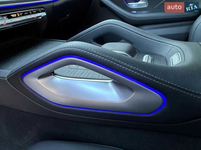 Черный Мерседес GLE-Class Coupe, объемом двигателя 1.99 л и пробегом 30 тыс. км за 95000 $, фото 47 на Automoto.ua