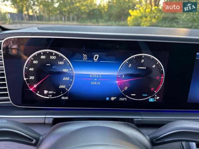 Черный Мерседес GLE-Class Coupe, объемом двигателя 1.99 л и пробегом 30 тыс. км за 95000 $, фото 49 на Automoto.ua