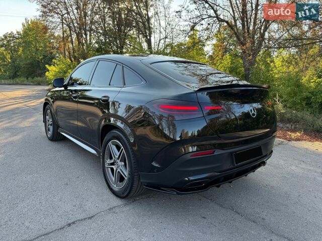 Черный Мерседес GLE-Class Coupe, объемом двигателя 1.99 л и пробегом 30 тыс. км за 95000 $, фото 6 на Automoto.ua