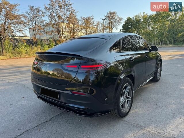 Черный Мерседес GLE-Class Coupe, объемом двигателя 1.99 л и пробегом 30 тыс. км за 95000 $, фото 4 на Automoto.ua