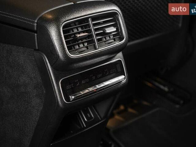 Чорний Мерседес GLE-Class Coupe, об'ємом двигуна 2.93 л та пробігом 29 тис. км за 94900 $, фото 32 на Automoto.ua