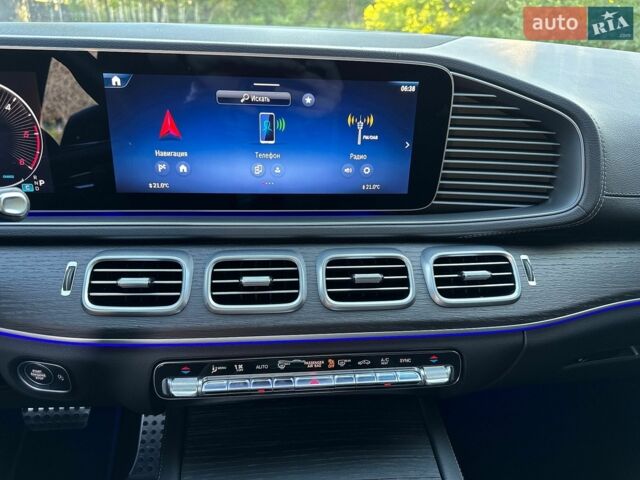 Черный Мерседес GLE-Class Coupe, объемом двигателя 1.99 л и пробегом 30 тыс. км за 95000 $, фото 45 на Automoto.ua