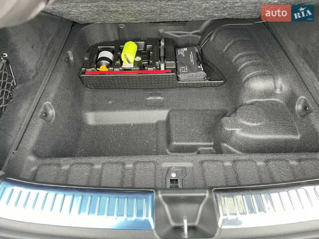 Чорний Мерседес GLE-Class Coupe, об'ємом двигуна 2.93 л та пробігом 50 тис. км за 97500 $, фото 19 на Automoto.ua