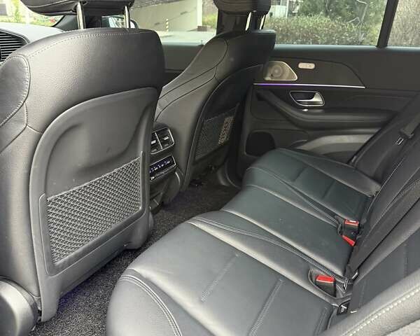 Чорний Мерседес GLE-Class Coupe, об'ємом двигуна 2.99 л та пробігом 60 тис. км за 95500 $, фото 12 на Automoto.ua