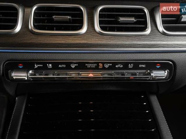 Чорний Мерседес GLE-Class Coupe, об'ємом двигуна 2.93 л та пробігом 29 тис. км за 94900 $, фото 45 на Automoto.ua