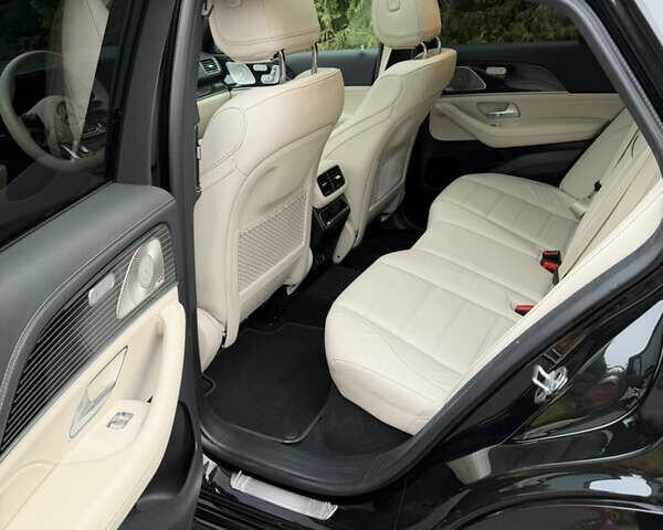 Чорний Мерседес GLE-Class Coupe, об'ємом двигуна 2.99 л та пробігом 41 тис. км за 121000 $, фото 8 на Automoto.ua