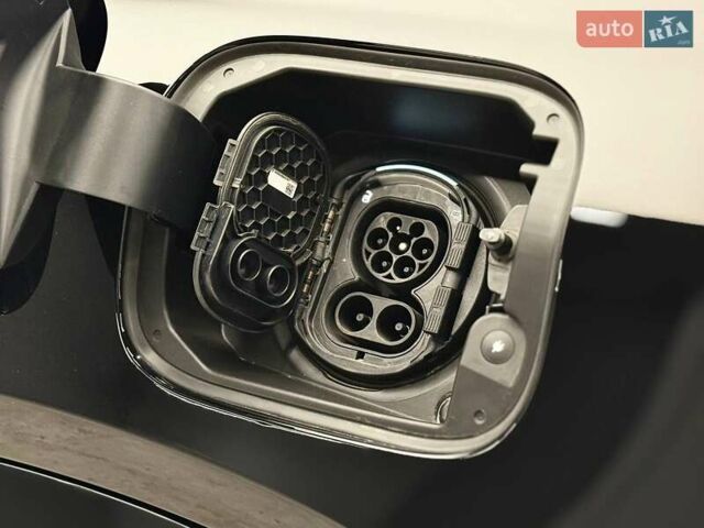 Черный Мерседес GLE-Class Coupe, объемом двигателя 3 л и пробегом 42 тыс. км за 127700 $, фото 18 на Automoto.ua