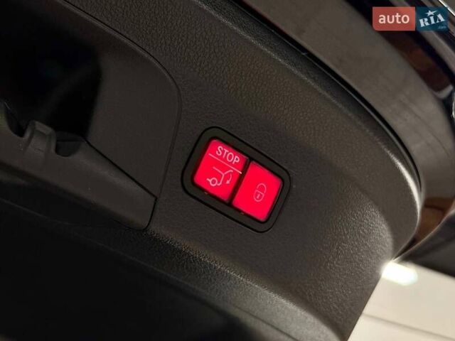 Черный Мерседес GLE-Class Coupe, объемом двигателя 3 л и пробегом 42 тыс. км за 127700 $, фото 63 на Automoto.ua