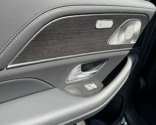 Черный Мерседес GLE-Class Coupe, объемом двигателя 3 л и пробегом 38 тыс. км за 151000 $, фото 19 на Automoto.ua