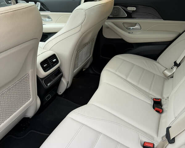 Чорний Мерседес GLE-Class Coupe, об'ємом двигуна 2.99 л та пробігом 41 тис. км за 121000 $, фото 9 на Automoto.ua