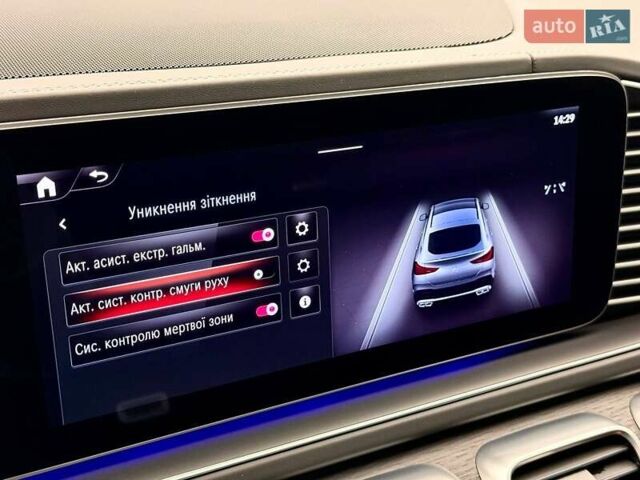 Черный Мерседес GLE-Class Coupe, объемом двигателя 3 л и пробегом 42 тыс. км за 127700 $, фото 47 на Automoto.ua