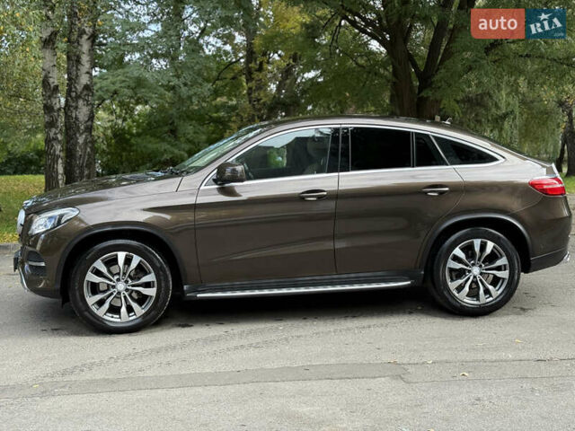 Коричневый Мерседес GLE-Class Coupe, объемом двигателя 2.99 л и пробегом 213 тыс. км за 36900 $, фото 6 на Automoto.ua