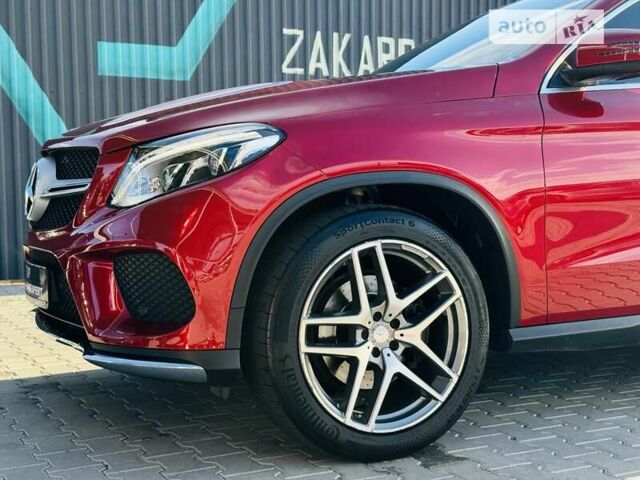 Красный Мерседес GLE-Class Coupe, объемом двигателя 2.99 л и пробегом 168 тыс. км за 38500 $, фото 67 на Automoto.ua
