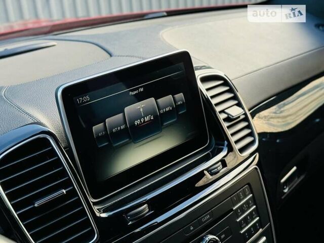 Красный Мерседес GLE-Class Coupe, объемом двигателя 2.99 л и пробегом 168 тыс. км за 38500 $, фото 94 на Automoto.ua