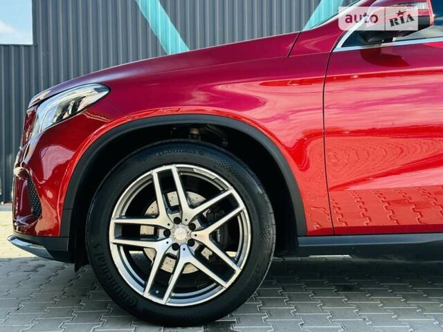 Красный Мерседес GLE-Class Coupe, объемом двигателя 2.99 л и пробегом 168 тыс. км за 38500 $, фото 68 на Automoto.ua