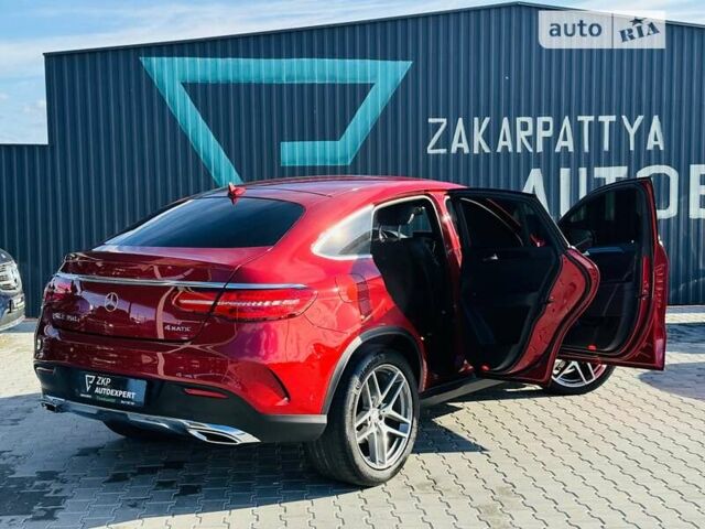 Красный Мерседес GLE-Class Coupe, объемом двигателя 2.99 л и пробегом 168 тыс. км за 38500 $, фото 58 на Automoto.ua
