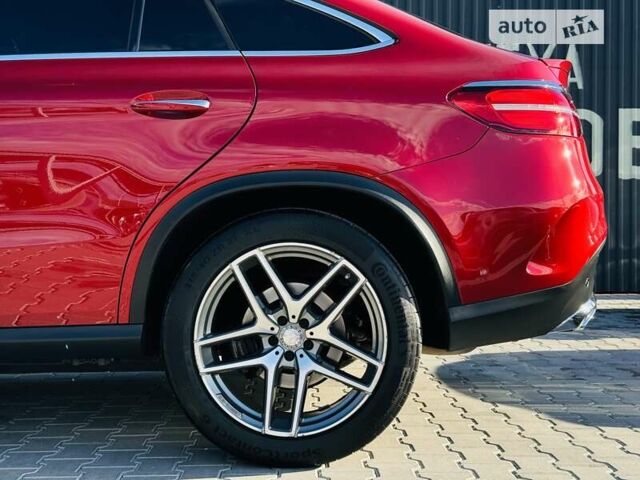 Красный Мерседес GLE-Class Coupe, объемом двигателя 2.99 л и пробегом 168 тыс. км за 38500 $, фото 70 на Automoto.ua