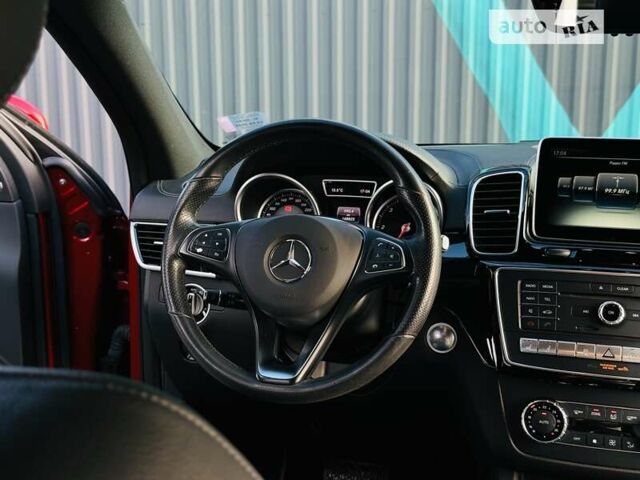 Красный Мерседес GLE-Class Coupe, объемом двигателя 2.99 л и пробегом 168 тыс. км за 38500 $, фото 13 на Automoto.ua