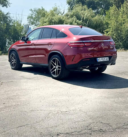 Красный Мерседес GLE-Class Coupe, объемом двигателя 3 л и пробегом 52 тыс. км за 39200 $, фото 8 на Automoto.ua