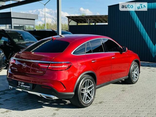 Красный Мерседес GLE-Class Coupe, объемом двигателя 2.99 л и пробегом 168 тыс. км за 38500 $, фото 52 на Automoto.ua