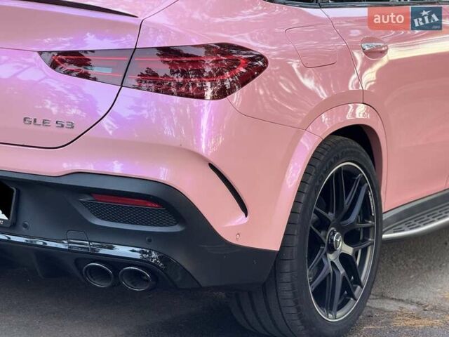 Красный Мерседес GLE-Class Coupe, объемом двигателя 3 л и пробегом 15 тыс. км за 123000 $, фото 16 на Automoto.ua