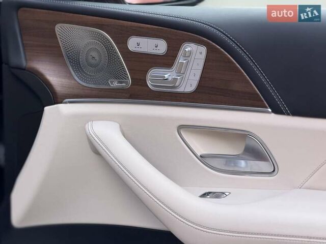 Красный Мерседес GLE-Class Coupe, объемом двигателя 3 л и пробегом 15 тыс. км за 123000 $, фото 23 на Automoto.ua