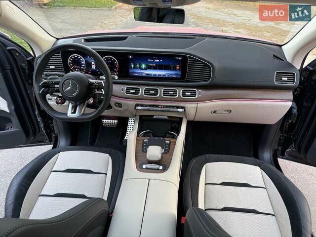 Красный Мерседес GLE-Class Coupe, объемом двигателя 3 л и пробегом 15 тыс. км за 123000 $, фото 20 на Automoto.ua