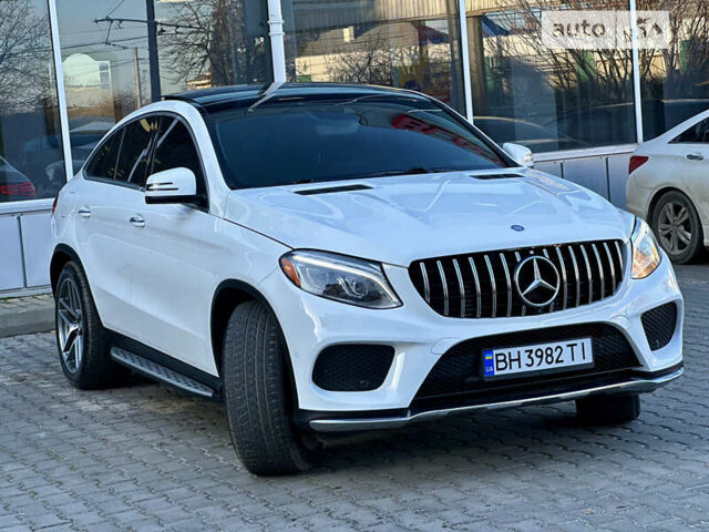 Мерседес GLE-Class Coupe, объемом двигателя 2.99 л и пробегом 79 тыс. км за 49000 $, фото 10 на Automoto.ua