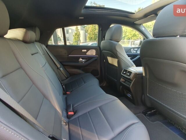 Мерседес GLE-Class Coupe, объемом двигателя 1.99 л и пробегом 0 тыс. км за 120899 $, фото 11 на Automoto.ua