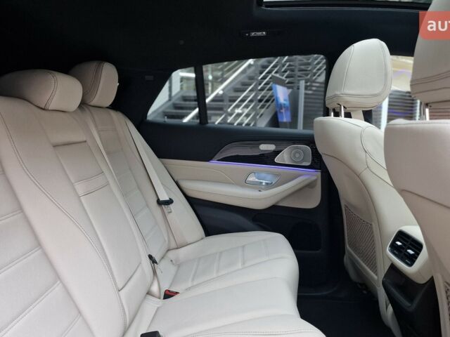 Мерседес GLE-Class Coupe, об'ємом двигуна 2.99 л та пробігом 0 тис. км за 131371 $, фото 17 на Automoto.ua