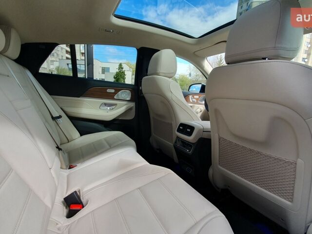 Мерседес GLE-Class Coupe, объемом двигателя 2.99 л и пробегом 0 тыс. км за 145176 $, фото 9 на Automoto.ua