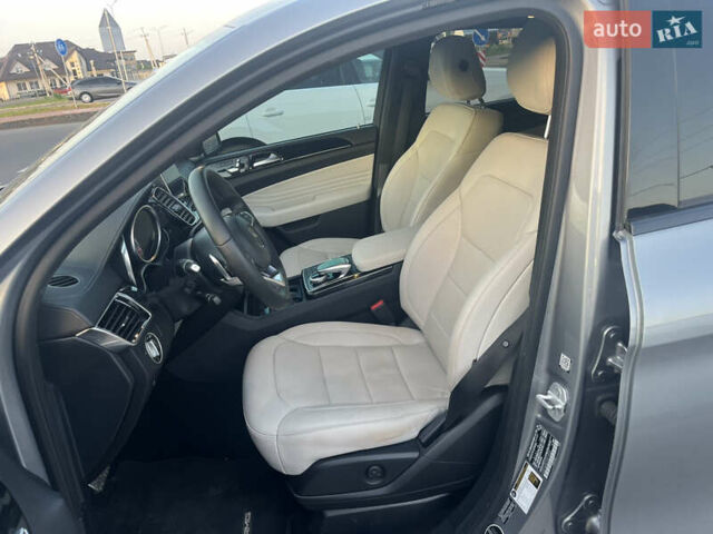 Серый Мерседес GLE-Class Coupe, объемом двигателя 3 л и пробегом 177 тыс. км за 41500 $, фото 11 на Automoto.ua