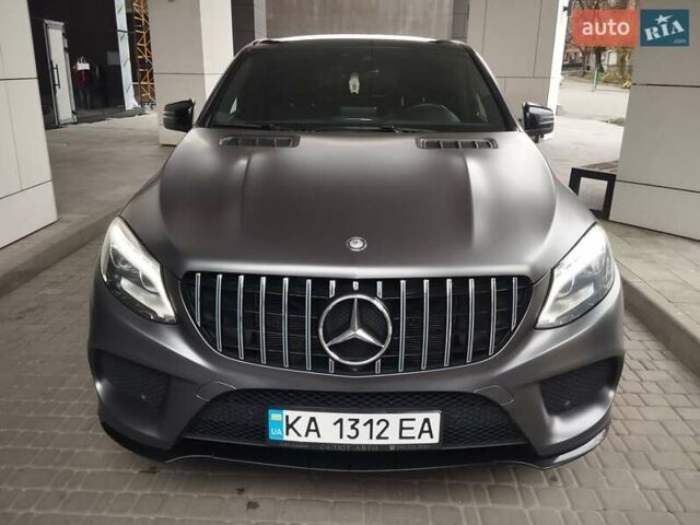 Серый Мерседес GLE-Class Coupe, объемом двигателя 3 л и пробегом 120 тыс. км за 42500 $, фото 3 на Automoto.ua