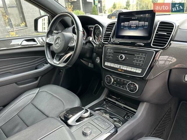 Мерседес GLE-Class Coupe 2016 у Києві на Automoto.ua Сірий Мерседес GLE-Class Coupe, об'ємом двигуна 3 л та пробігом 57 тис. км за 41500 $, фото 23 на Automoto.ua