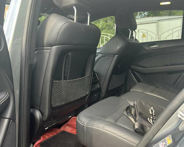 Сірий Мерседес GLE-Class Coupe, об'ємом двигуна 3 л та пробігом 149 тис. км за 35900 $, фото 37 на Automoto.ua