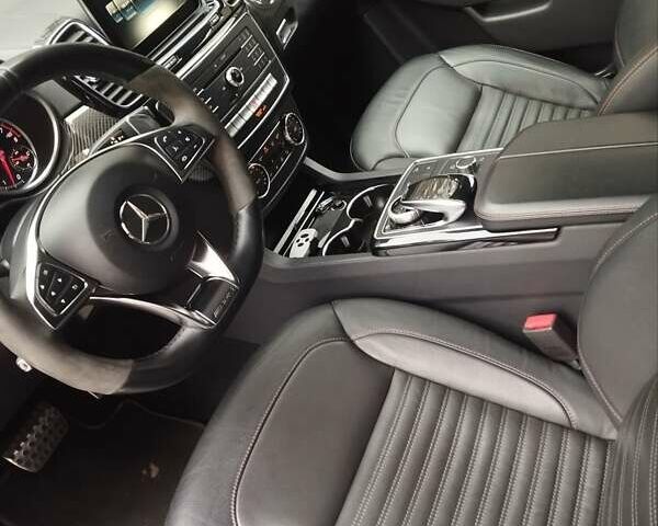 Серый Мерседес GLE-Class Coupe, объемом двигателя 3 л и пробегом 120 тыс. км за 42500 $, фото 4 на Automoto.ua