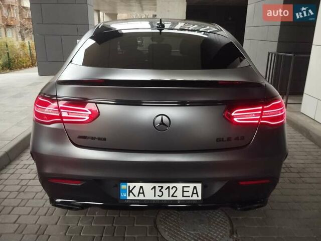 Серый Мерседес GLE-Class Coupe, объемом двигателя 3 л и пробегом 120 тыс. км за 42500 $, фото 7 на Automoto.ua