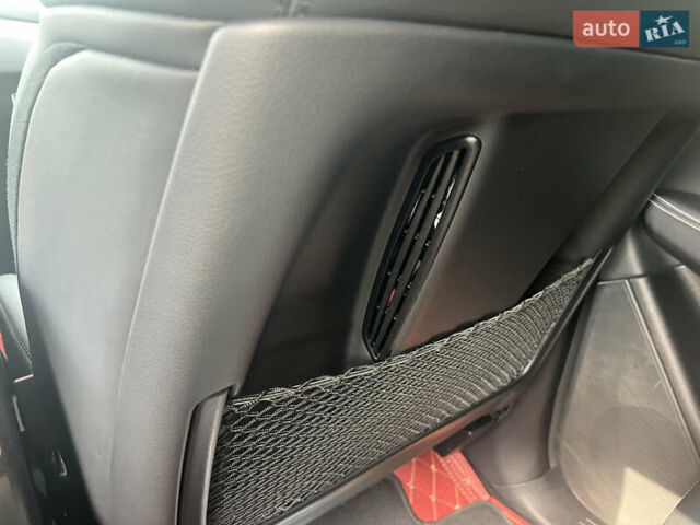 Сірий Мерседес GLE-Class Coupe, об'ємом двигуна 3 л та пробігом 149 тис. км за 35900 $, фото 34 на Automoto.ua