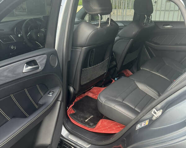 Сірий Мерседес GLE-Class Coupe, об'ємом двигуна 3 л та пробігом 149 тис. км за 35900 $, фото 38 на Automoto.ua