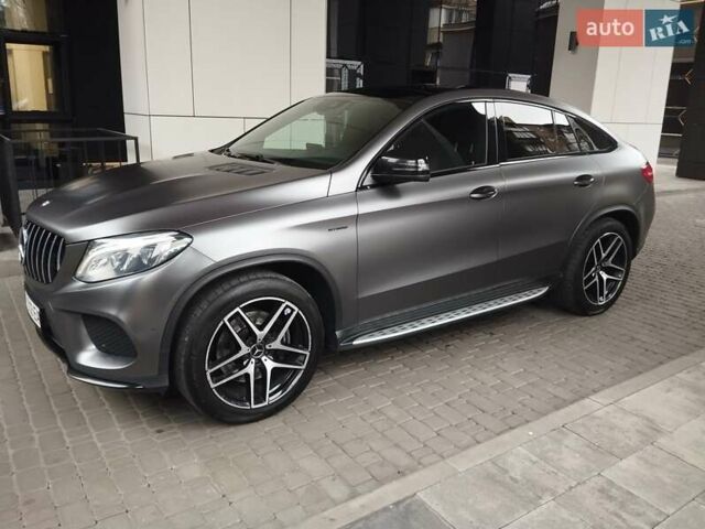 Серый Мерседес GLE-Class Coupe, объемом двигателя 3 л и пробегом 120 тыс. км за 42500 $, фото 6 на Automoto.ua