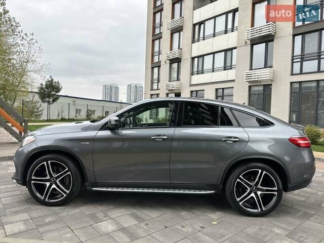 Мерседес GLE-Class Coupe 2016 у Києві на Automoto.ua Сірий Мерседес GLE-Class Coupe, об'ємом двигуна 3 л та пробігом 57 тис. км за 41500 $, фото 5 на Automoto.ua