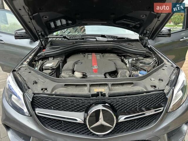 Мерседес GLE-Class Coupe 2016 у Києві на Automoto.ua Сірий Мерседес GLE-Class Coupe, об'ємом двигуна 3 л та пробігом 57 тис. км за 41500 $, фото 34 на Automoto.ua