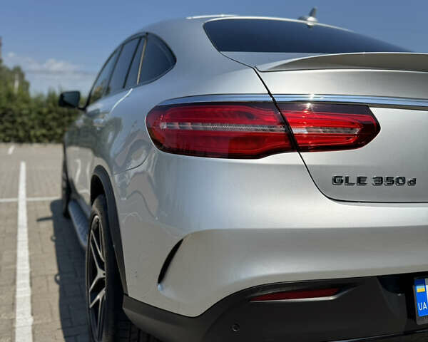 Сірий Мерседес GLE-Class Coupe, об'ємом двигуна 2.99 л та пробігом 200 тис. км за 41000 $, фото 14 на Automoto.ua