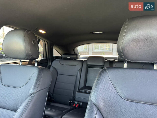 Сірий Мерседес GLE-Class Coupe, об'ємом двигуна 2.99 л та пробігом 200 тис. км за 41000 $, фото 37 на Automoto.ua