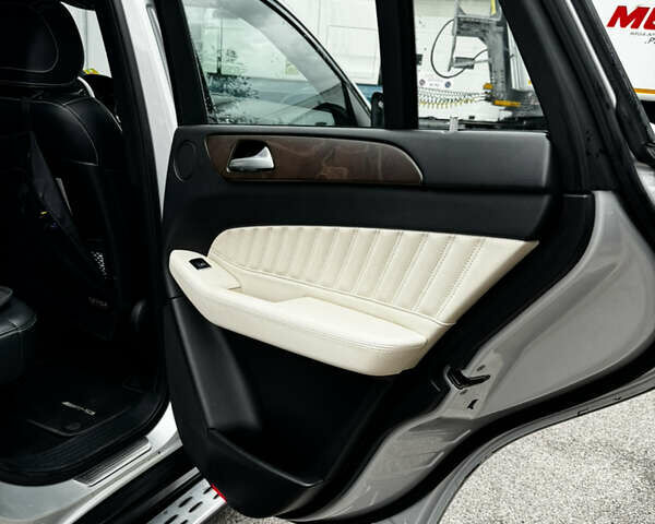 Сірий Мерседес GLE-Class Coupe, об'ємом двигуна 3 л та пробігом 254 тис. км за 34500 $, фото 11 на Automoto.ua