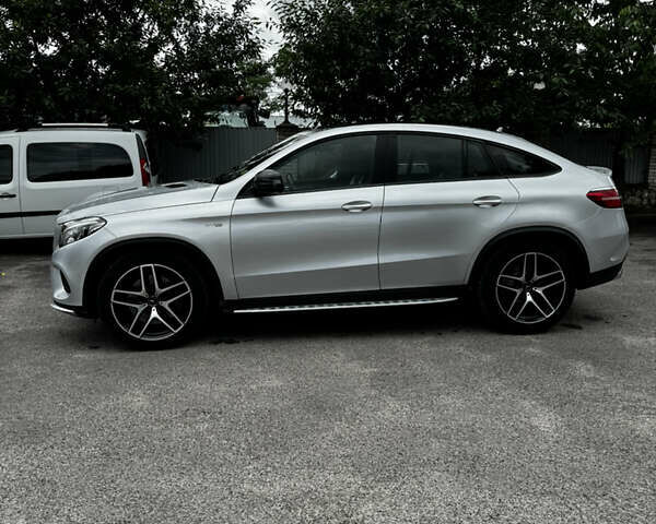 Сірий Мерседес GLE-Class Coupe, об'ємом двигуна 3 л та пробігом 254 тис. км за 34500 $, фото 3 на Automoto.ua